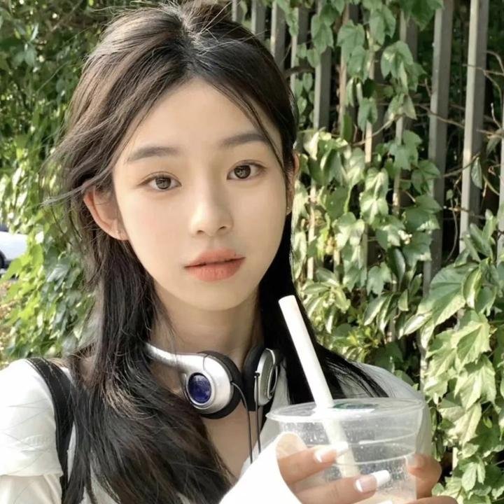 我是只小小鸟